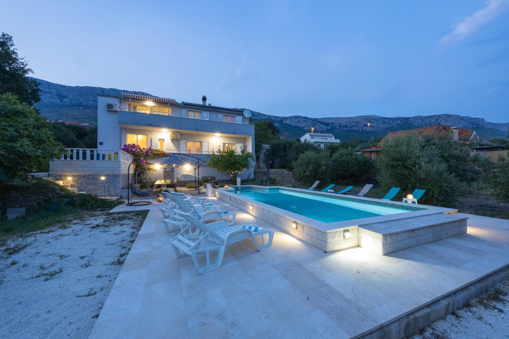 Casa Felice Apartments-Holiday Home Kastela Exterior photo