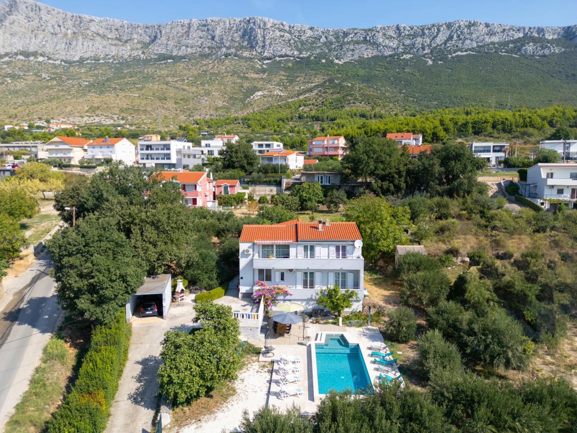Casa Felice Apartments-Holiday Home Kastela Exterior photo