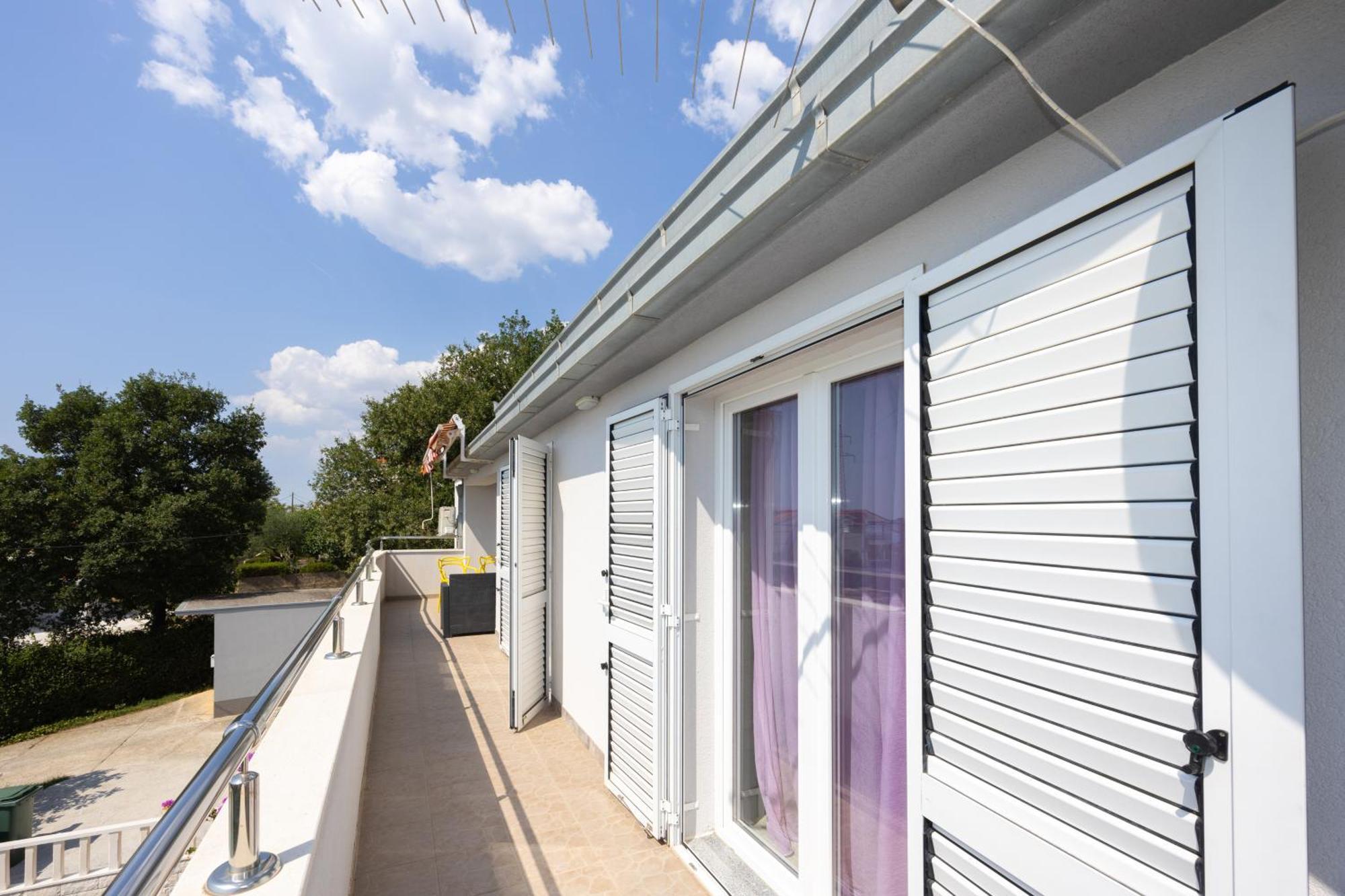 Casa Felice Apartments-Holiday Home Kastela Exterior photo