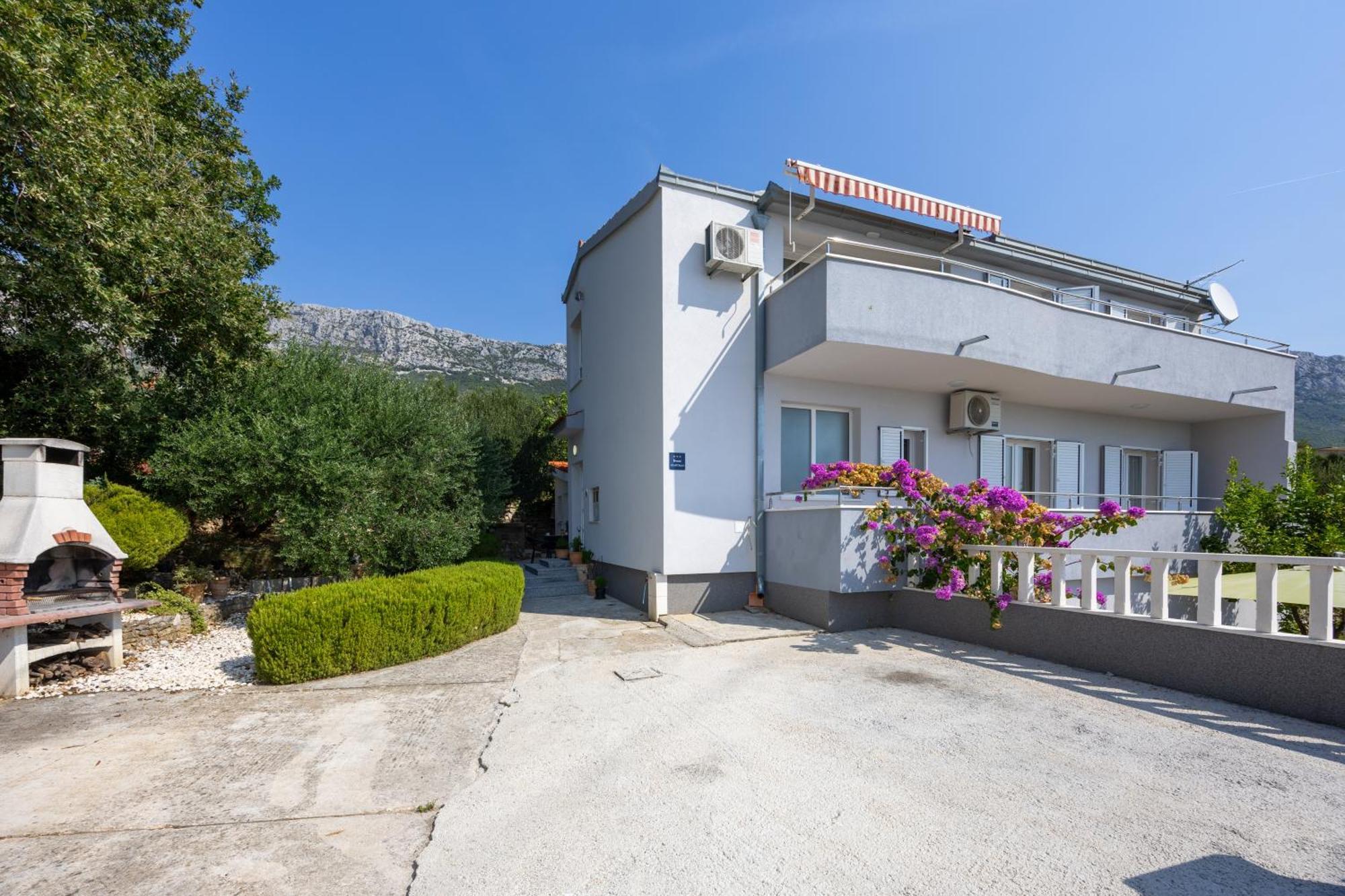 Casa Felice Apartments-Holiday Home Kastela Exterior photo