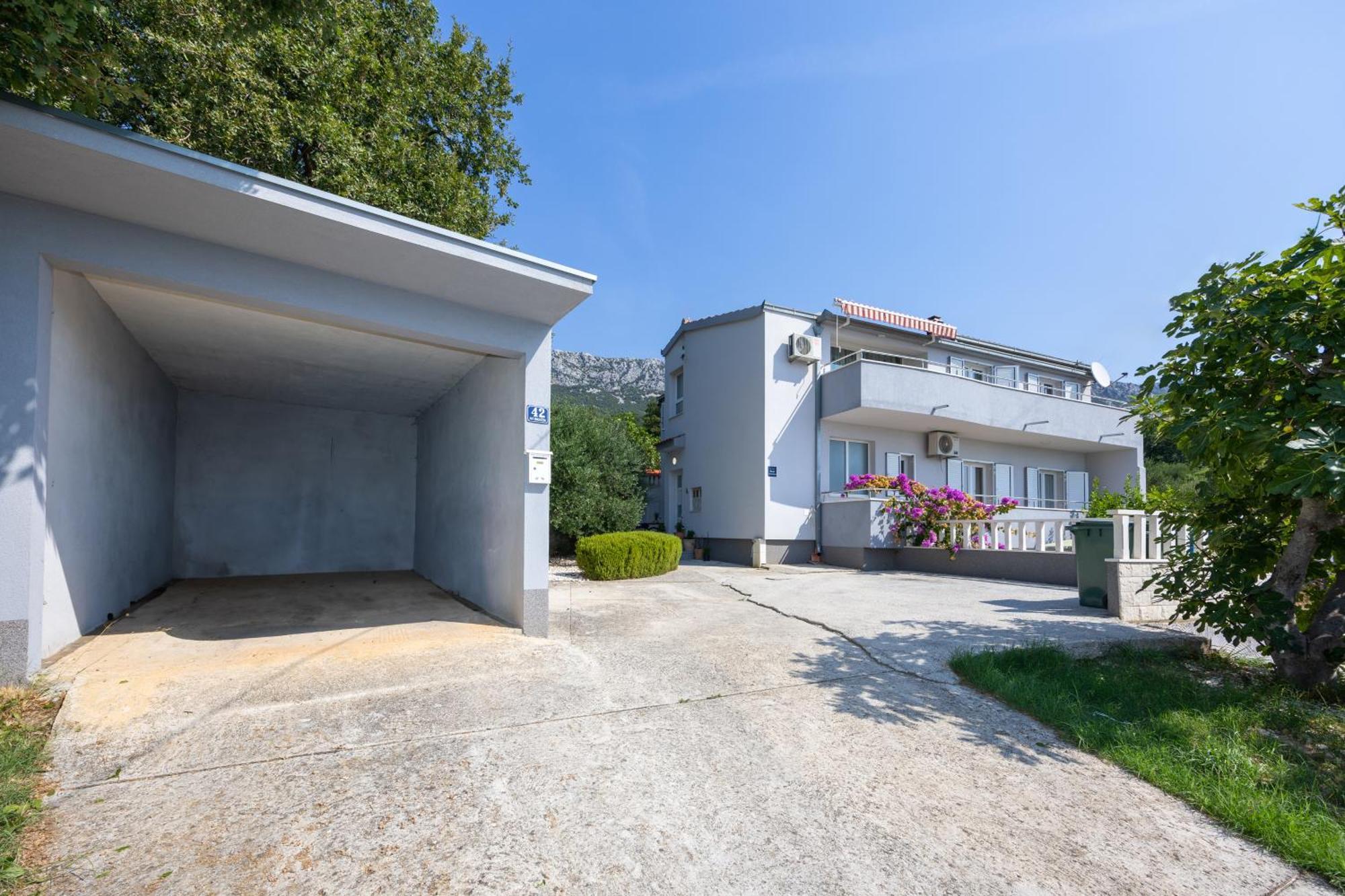 Casa Felice Apartments-Holiday Home Kastela Exterior photo